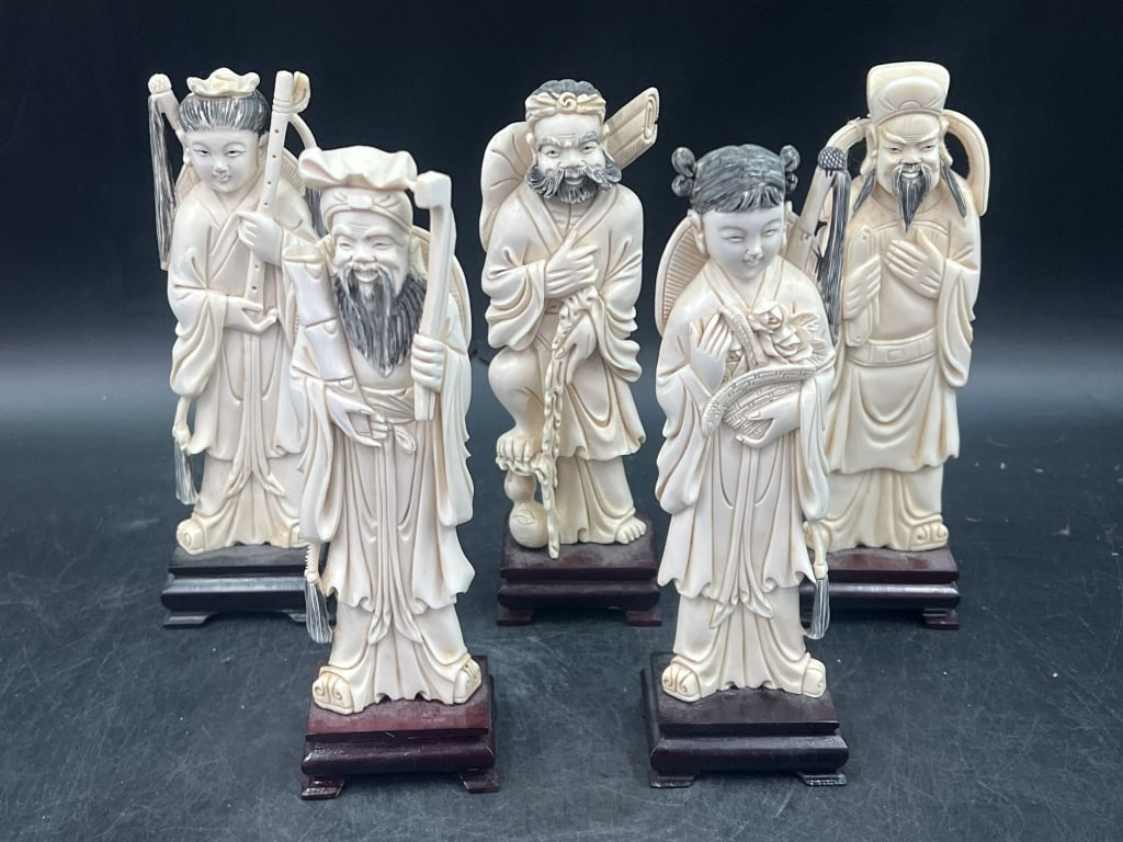 Taoist Immortal Statues (1 of 8)