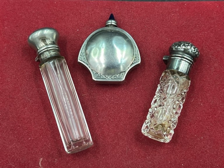 Antique Sterling Silver Perfume/Scent Bottles (1 of 9)