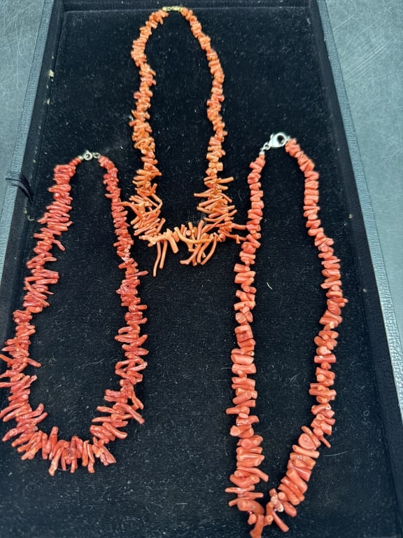 Vintage Red Branch Coral Necklaces: Total of 3 in this lot. Made with branch like shapes often referred to as toothpick or stick beads. See pictures, they measures about 14" to 16". No refunds given.