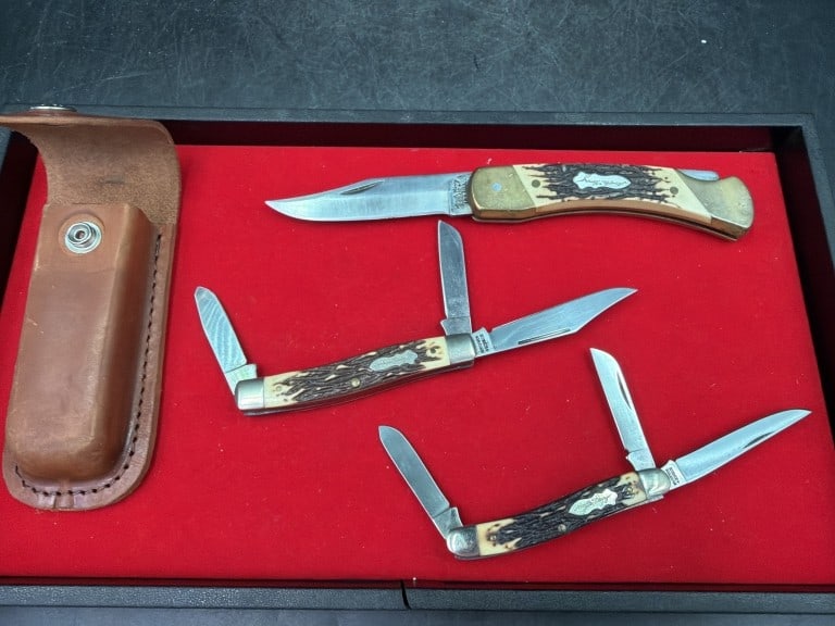 Schrade Uncle Henry Pocketknives (1 of 5)