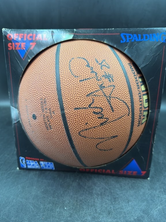 Signed Autograph Basketball 'Nick Anderson' #25: In original cardboard holder. Signed by Nick Anderson. Condition is good, no refunds given.