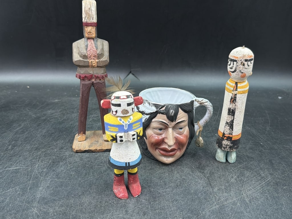 Vintage Native American Lot: Total of 4 different pieces in this lot. There is 3 carved pieces and 1 mug. Condition is consistent with age and use, see pictures. No refunds given.