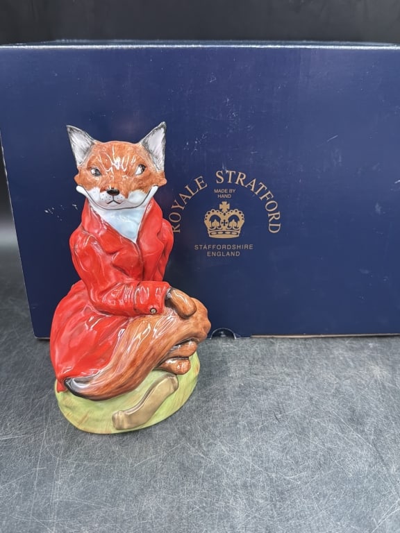 Vintage Royale Stratford LE#1653/2500: Comes with original box of a ceramic figure of a fox dressed in red hunting jacket. Made by Royale Stratford in the Staffordshire Potteries region of England. Hand painted and LE. Measures about