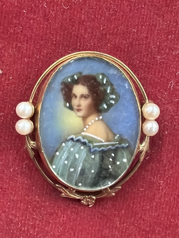 Vintage Carl Art Brooch/Pendant: 12kt Gold filled with hand painted portrait of a woman. Likely Empress Sissi painting. Set in 12kt gold filled frame accented with seed pearls. Victorian revival. Condition appears good, see