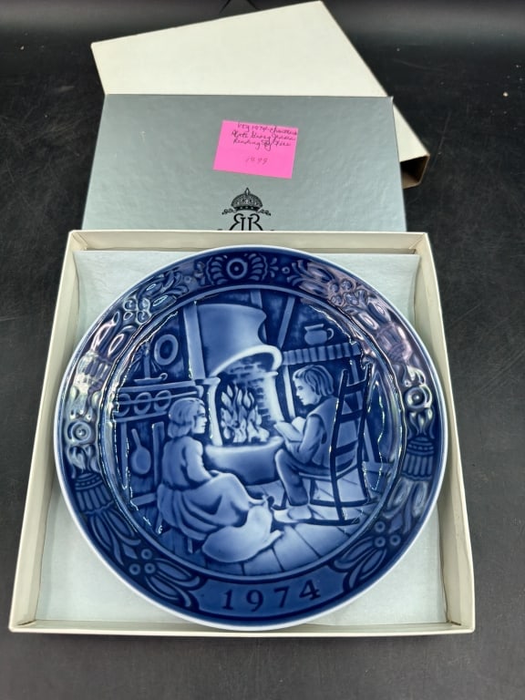 Vintage George Jensen in Original Box: Vintage 1974 Collectors plate manufactured in Denmark. Comes with original box. Titled "Winter Reading by the Fire or Children by the Fireplace. Measures 7 to 7.5" and condition is good, see
