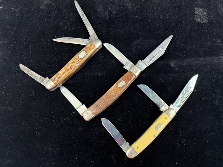 Vintage Pocket Knives (1 of 5)
