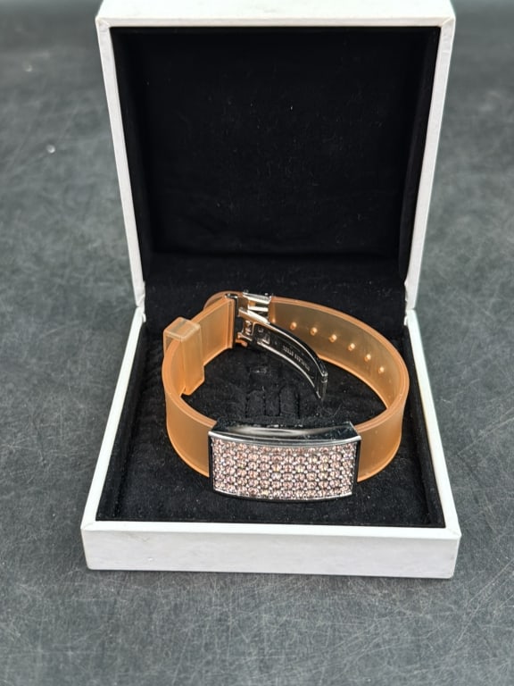 Swarvoski Peach Jelly Rectangle Peach Pave Crystal: Neat piece that comes with box. Condition is consistent with use, see pictures. Crystals are intact. No refunds given.