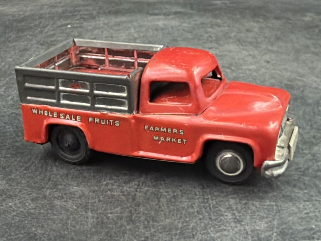Vintage Steel Truck (1 of 5)
