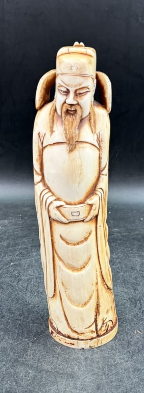 Chinese Figure Shou Lao or Scholar: Figures from this style are often dated to late 19th century or early 20th century. Condition is good, see pictures. Measures 10". No refunds given.