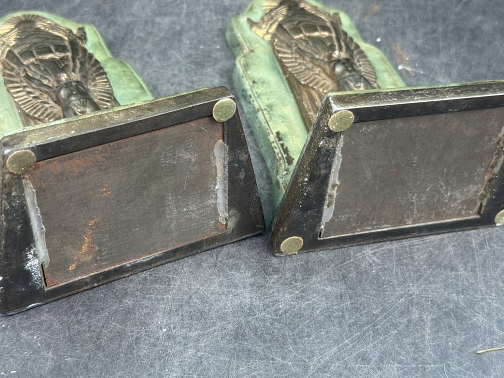 Thompson Trophy Bookends - 5