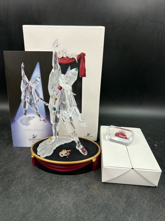 Swarvoski Masquerade Pierrot Crystal Figure: This pieces comes with all original boxes and papers. See pictures, Condition is good. No refunds given.
