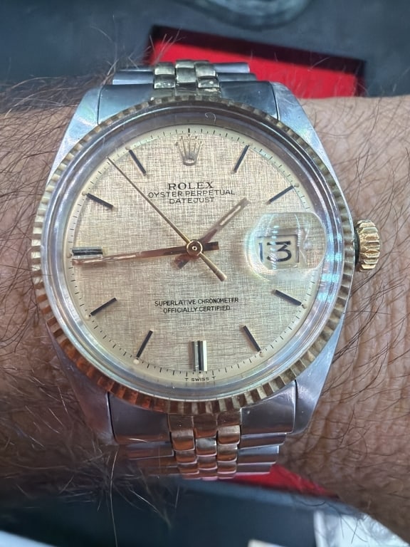 Rolex Oyster 14kt Perpetual Datejust Gold Dial: Nice piece that is 14kt and stainless steel. Gold dial See pictures, condition is consistent with age and use. No refunds given. Resell due to non payer. bidder.