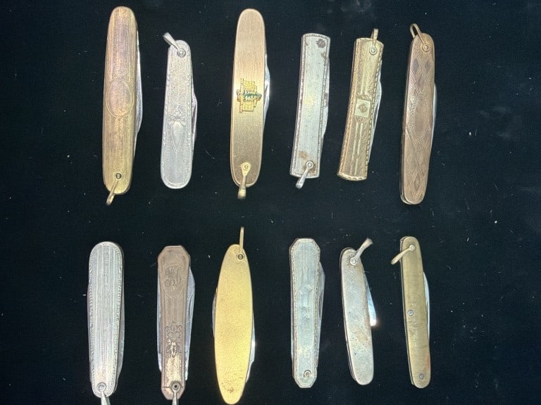 Vintage Pocket Knives: Total of 12 in this lot. See pictures, condition is consistent with age and use. No refunds given.