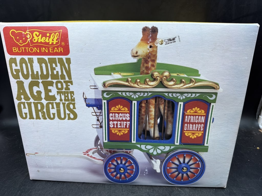 Golden Age of the Circus Steiff (1 of 6)