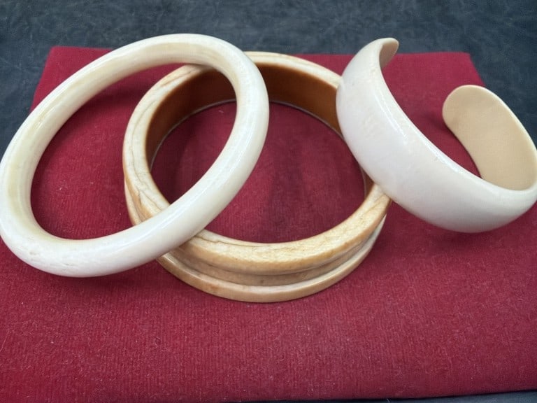 Vintage Bangle Bracelets: Total of three in this lot. Measures two that are closed 1.974 inside. The other is a cuff bangle and opening is 1". Condition appears good, see pictures. No refunds given.