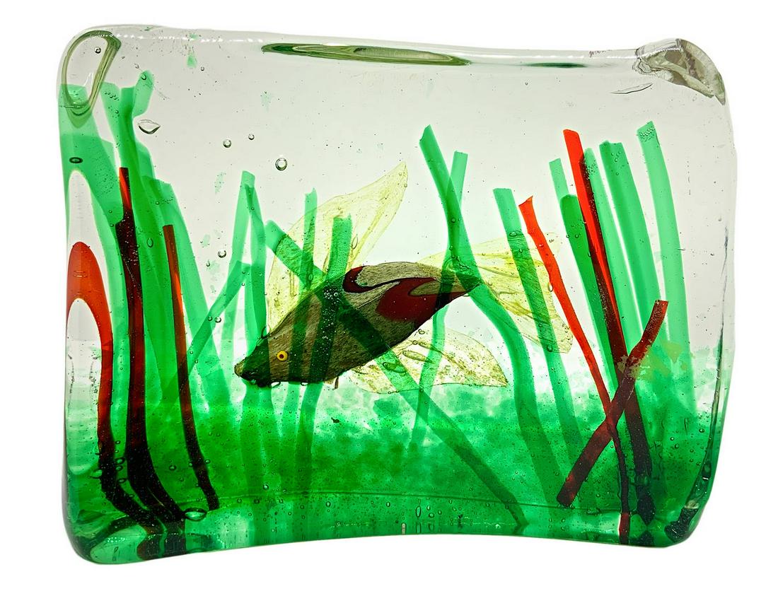 Sculpture depicting heavy glass aquarium, Murano: Sculpture depicting heavy glass aquarium, Murano production, manufacture of Gino Cenedese, designed Riccardo Licata, attributed. With multicolored inclusions. 1960s. H 15 cm x20