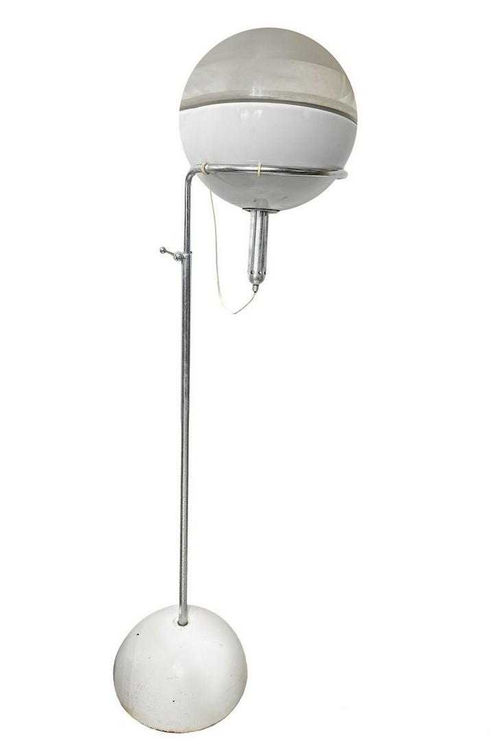 Guzzini (1912) - Floor lamp (1 of 3)