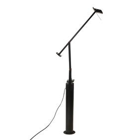 Richard Sapper per Artemide (Monaco di Baviera 1932 - Milano 2015) - Tizio model lamp (1 of 1)