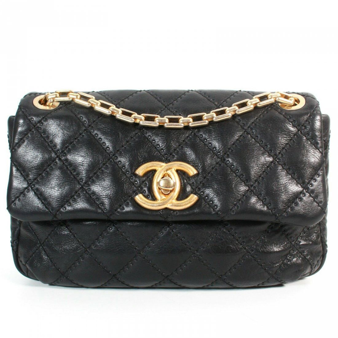 chanel quilted crossbody