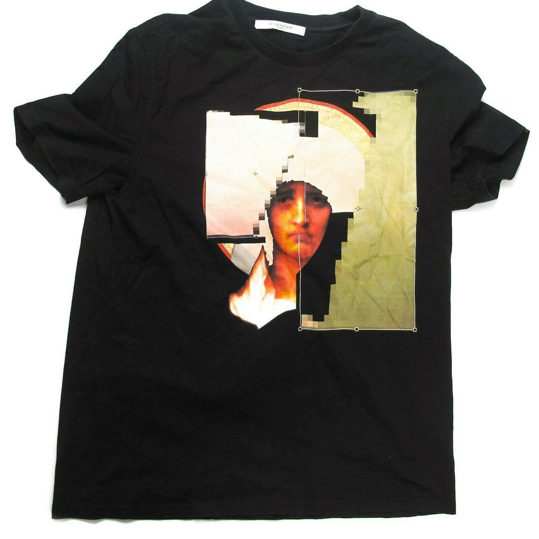 Givenchy - Madonna Print Teeth T-Shirt - Men's Large: Givenchy - Madonna Print Teeth T-Shirt - Black - Large - L Size: Large - L Color: Black Material: Cotton ------------------------------------------------------------ Details: - short sleeve - Madonna 
