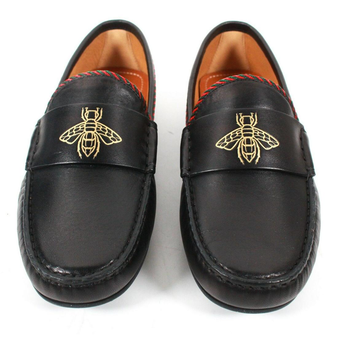 Gucci - NEW Black Loafers Drivers - Gold Embroidered: Gucci - NEW Black Loafers Drivers - Gold Embroidered Bee Detail Size: IT 5.5 US 6.5 Color: Black, Red Material: Leather ------------------------------------------------------------ Details: - gold emb
