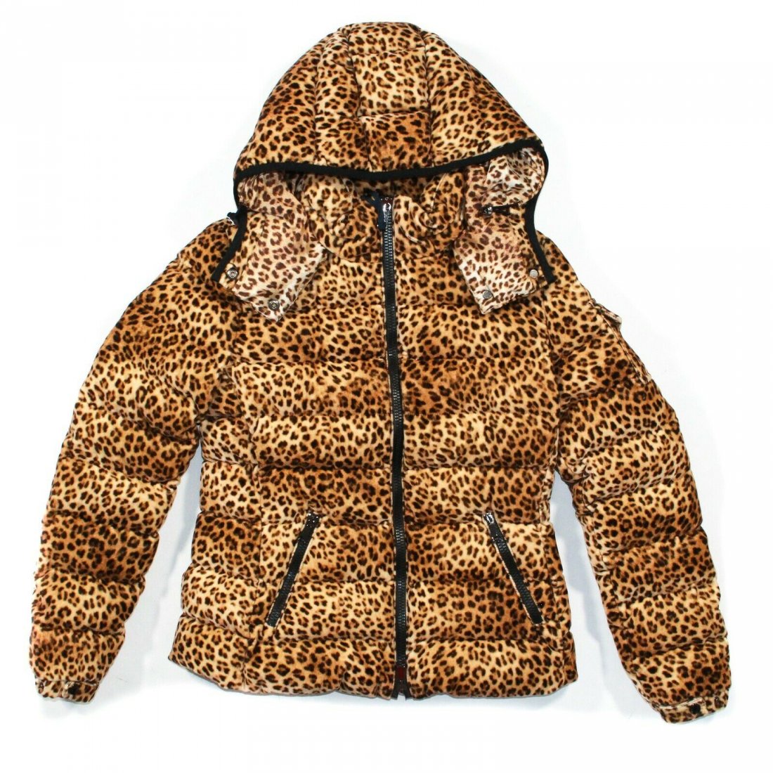 Moncler - New - Rare 19/20 FW Leopard Bady Jacket US 0: Moncler - New - Rare 2019/20 Fashion Week Quilted Leopard Bady Giubbotto Jacket Retail Value: $2150.00 Color: Yellow - Black Size: US 0 - Extra Small - XS Materials: Cotton - Goose down --------------
