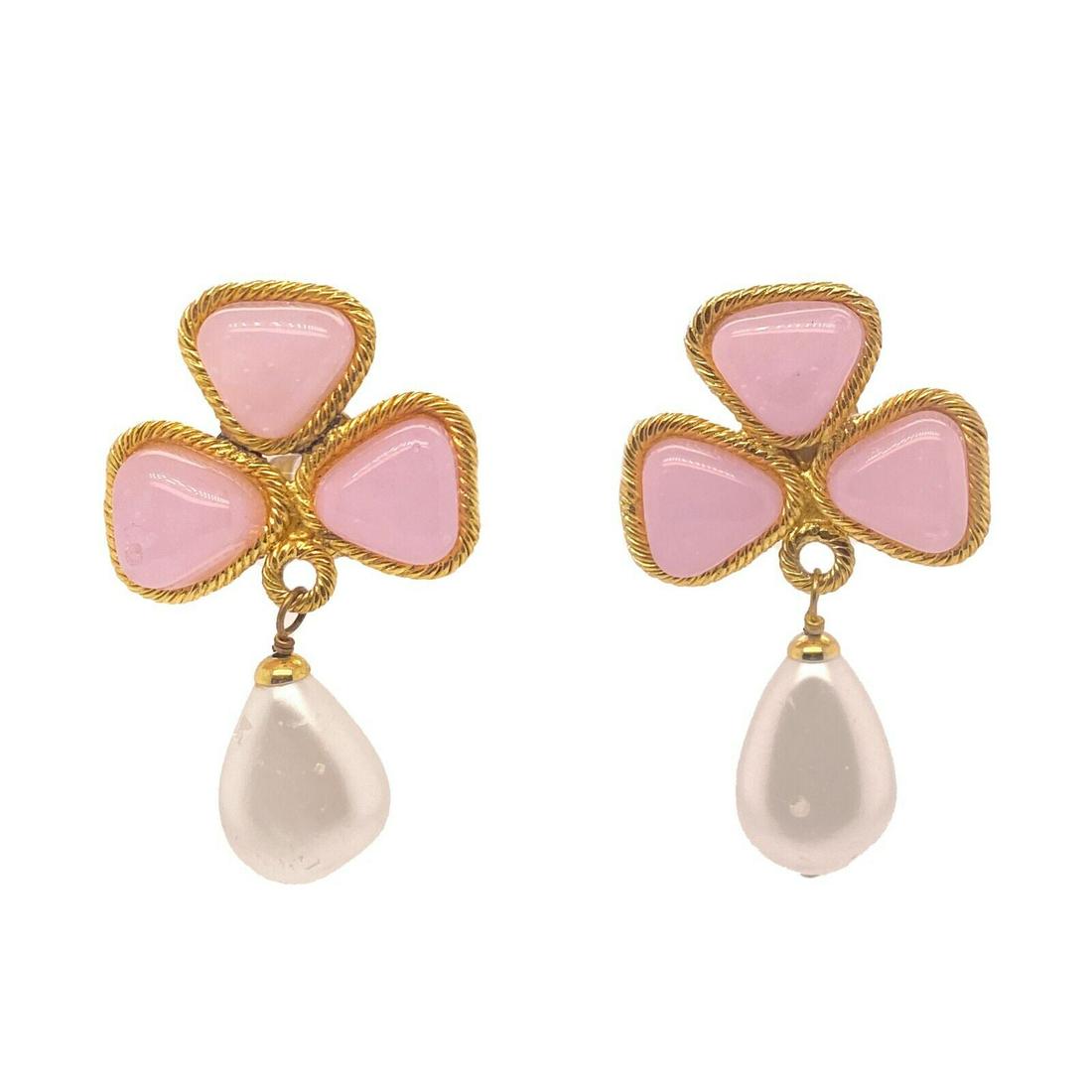 CHANEL - Vintage '28' Gripoix and Faux Pearl Clover Drop - Gold-tone Earrings (1 of 9)