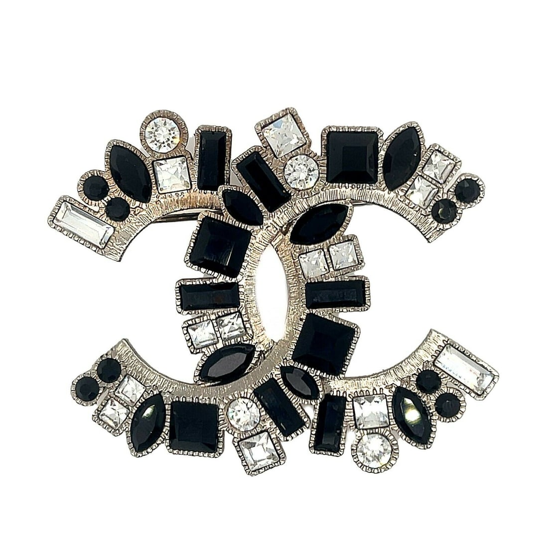 CHANEL -14K Clear and Black Strass CC Logo - Silver, Clear, Black - Brooch (1 of 10)