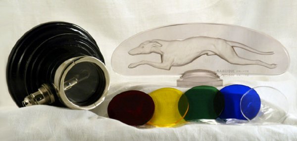 1928 R Lalique Greyhound Car Mascot in Amethyst  - 3