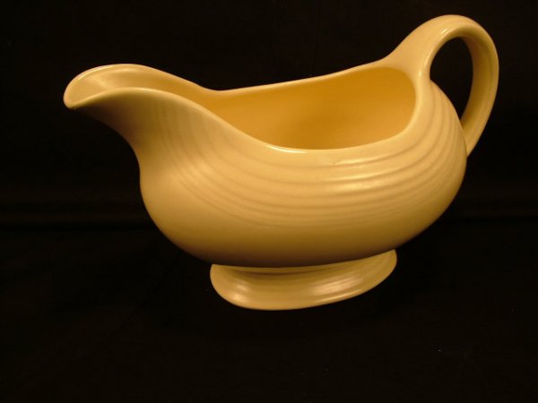 Fiesta Yellow Gravy Boat and Moon Pitcher - 3