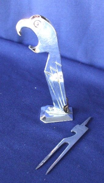 Negbaur Deco Parrot Bottle Opener: Cool Negbaur Deco style parrot bottle opener, with another vintage bottle opener.