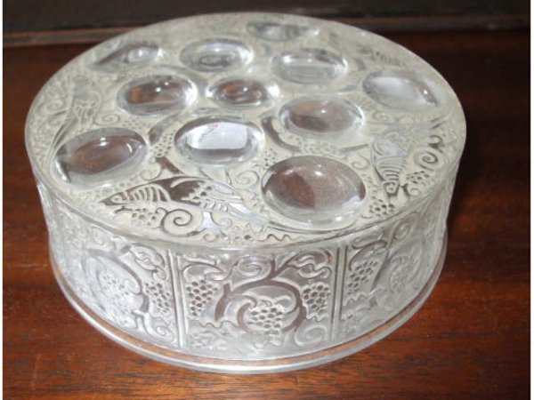 Lalique Roger Deco Box 1931 - 2