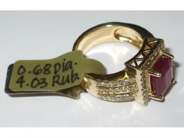 Fancy Ruby & Diamond Ladies Ring - 3