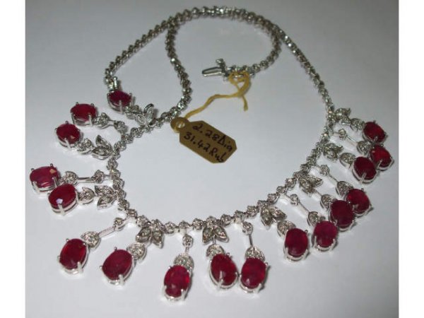 Fine Ruby & Diamond Necklace - 3