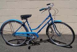 Vintage Schwinn Ladies Breeze Cruiser