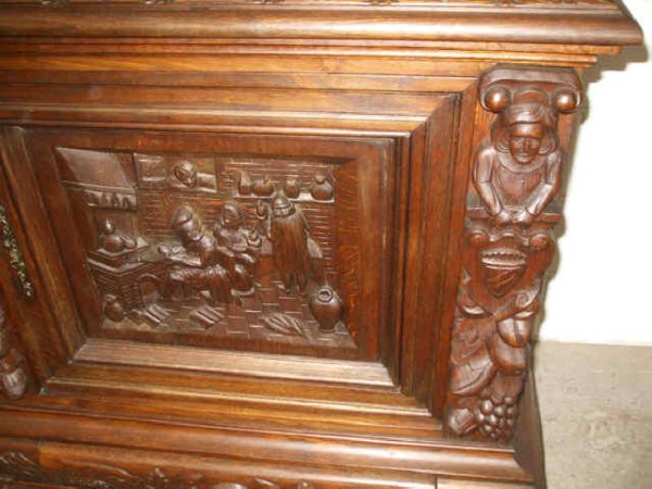 Large Gothic Revival Hevy Carved Buffet - 3