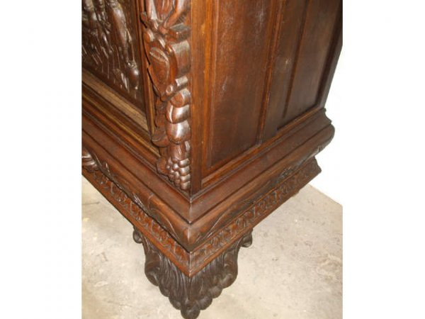 Large Gothic Revival Hevy Carved Buffet - 6