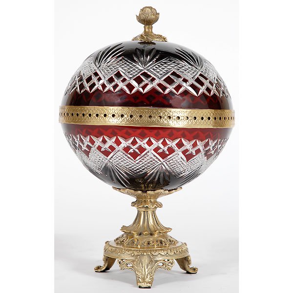 Ruby Round Box on Stand