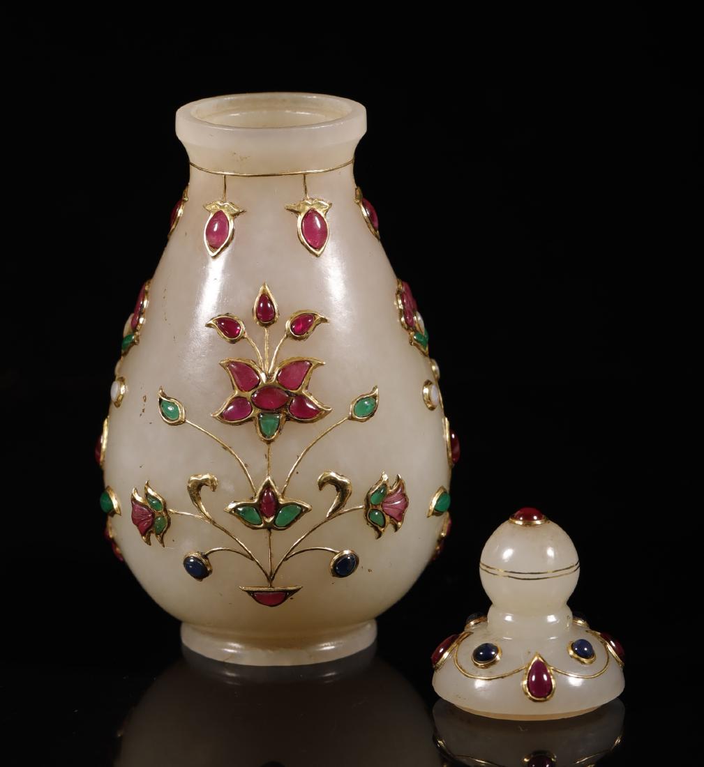 清代 痕都斯坦嵌宝石玉瓶  - 2