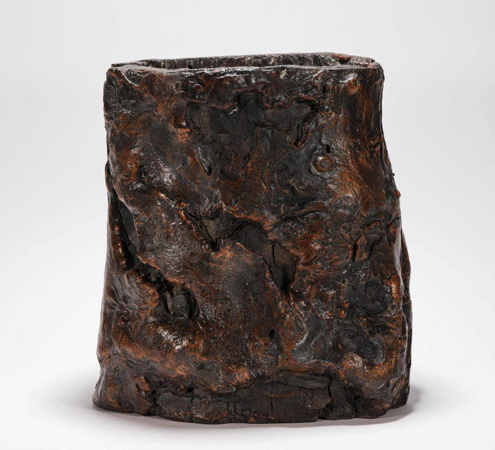 Agarwood Pen Holder in Qing Dynasty: Agarwood Pen Holder in Qing Dynasty 清代沉香木笔筒 H29cm W12cm weight3444g