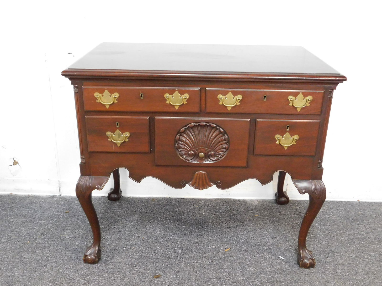 Biggs Chippendale Ball and Claw Mahogany Lowboy: Biggs Chippendale Ball and Claw Mahogany Lowboy in good condition, Individual Locking Drawers, High Quality Furniture, Marked with burn in mark on back and in drawer, 32.5''H x 38''W x 23''D