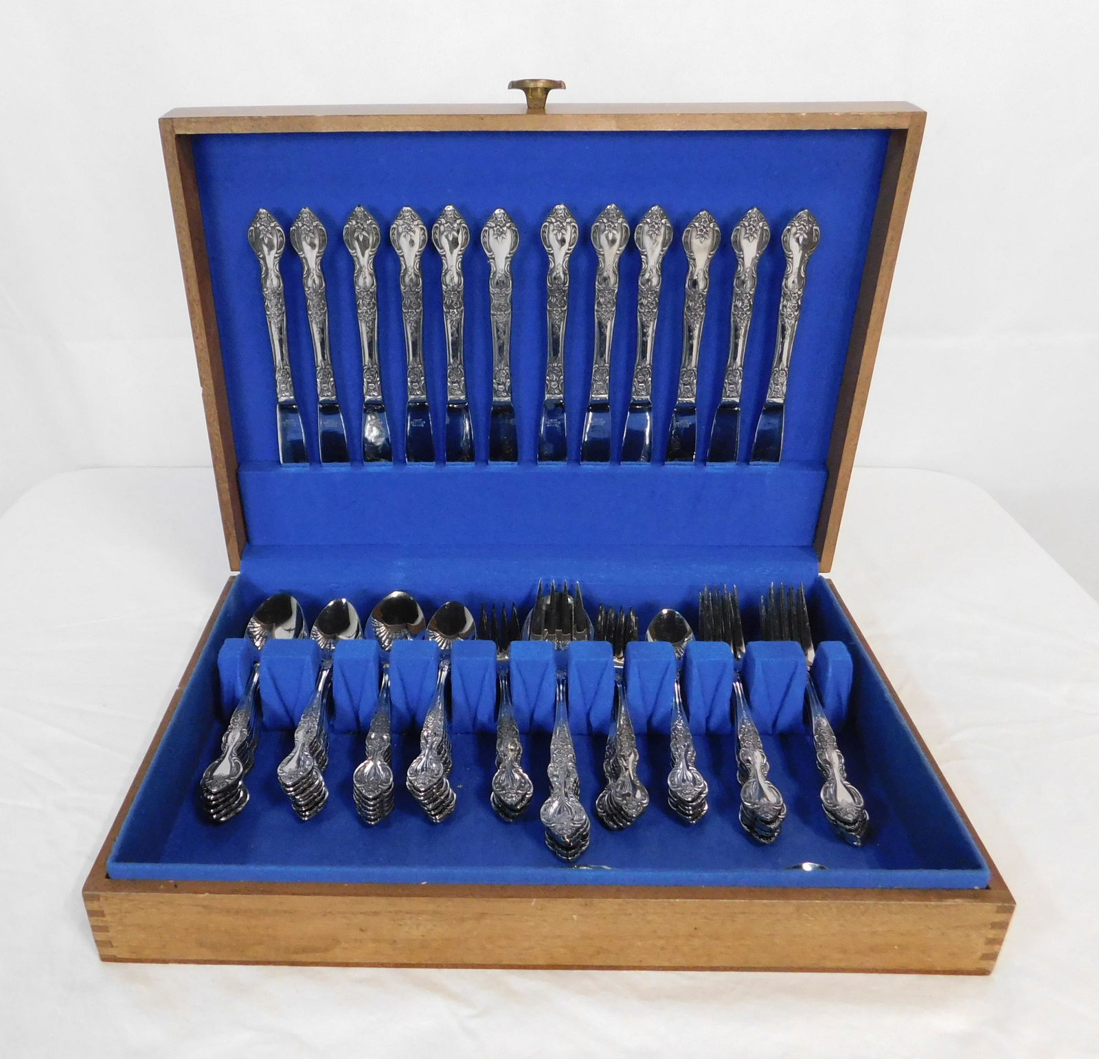 Stainless Service for 12 Set of Flatware with Box (1 of 3)