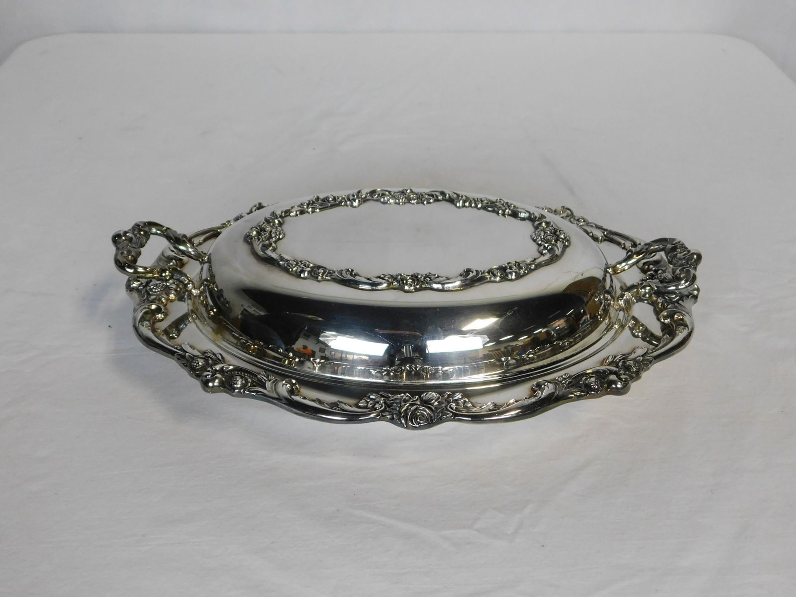 Lunt Eloquence Silverplate Serving Dish (1 of 4)