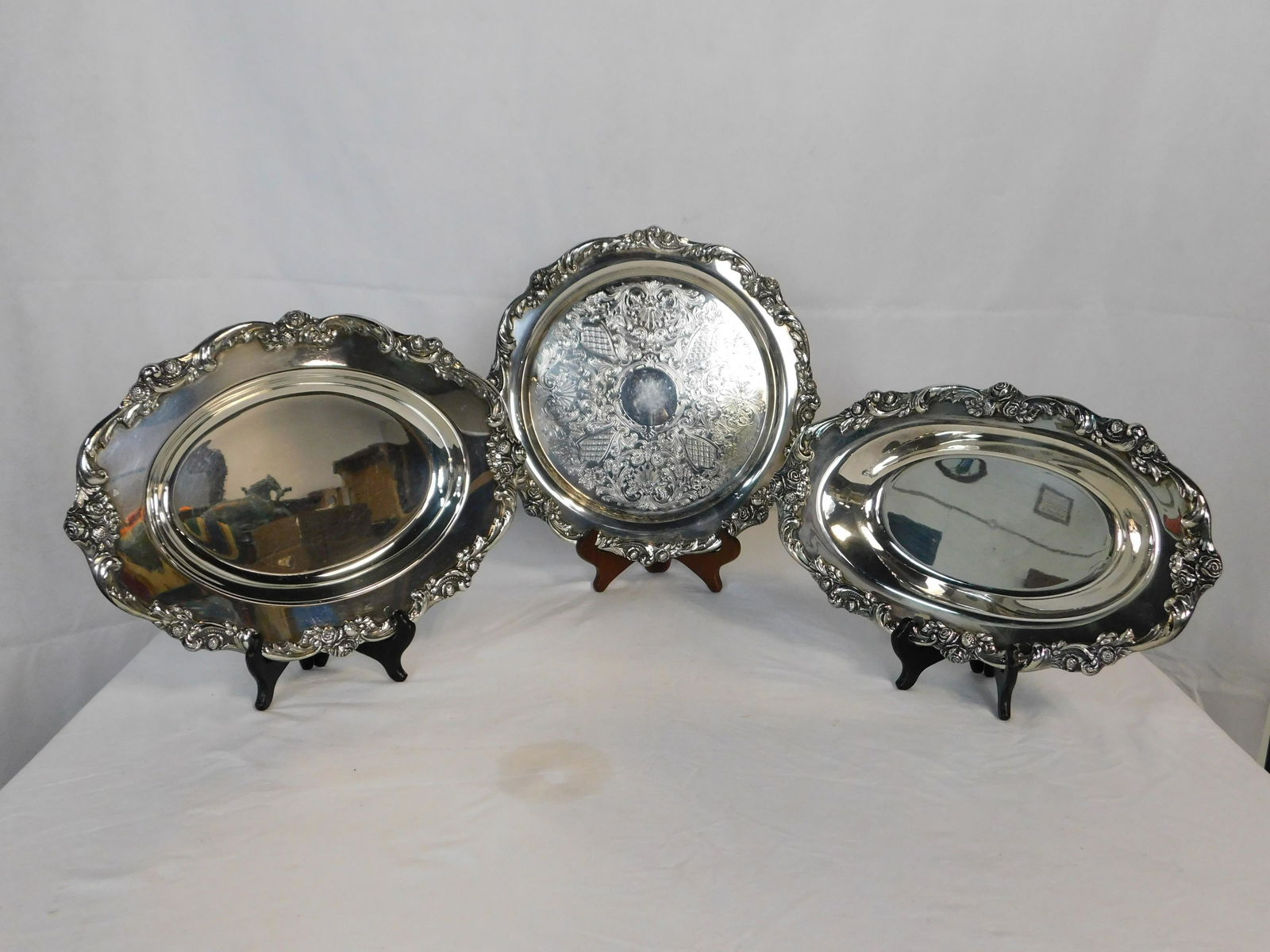 Three Lunt Eloquence Silverplate Serving Trays (1 of 2)