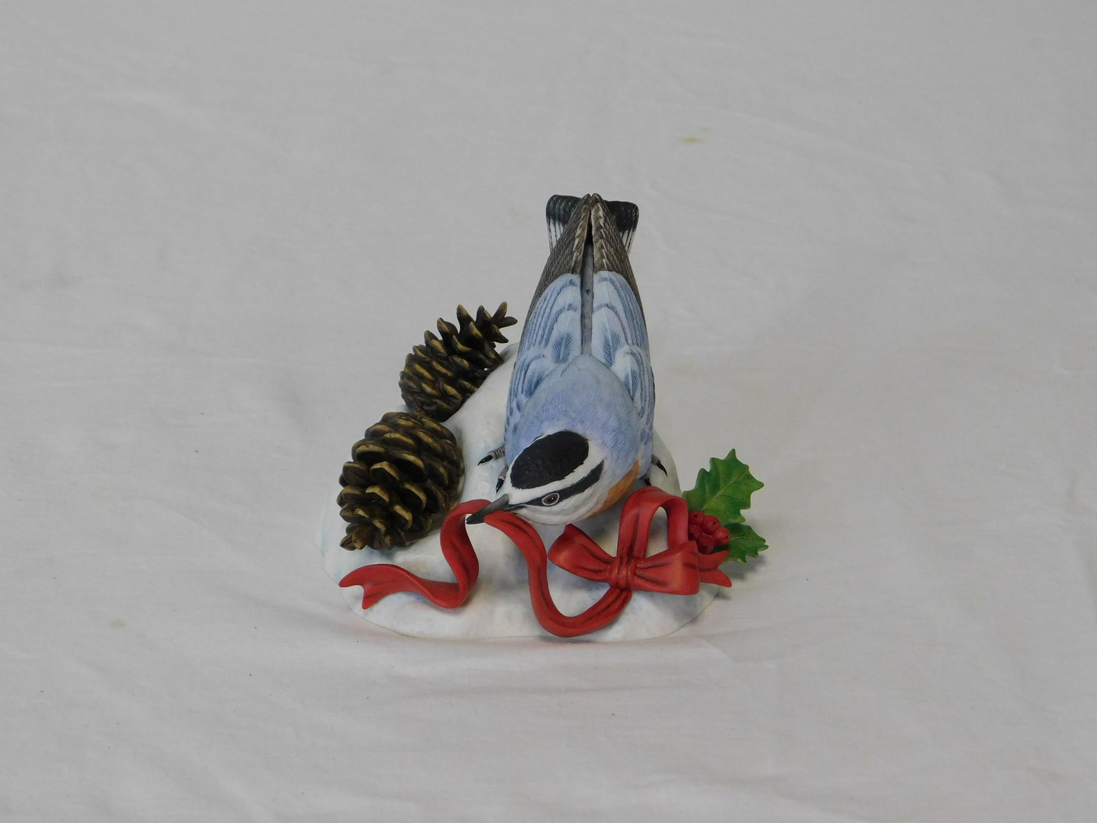 Lenox Limited Edition 2001 Christmas Nuthatch (1 of 5)