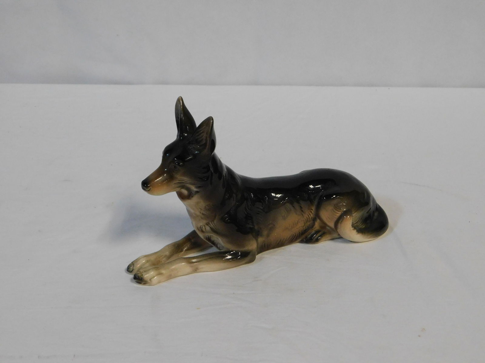 Vintage Porcelain German Shepherd Dog (1 of 5)