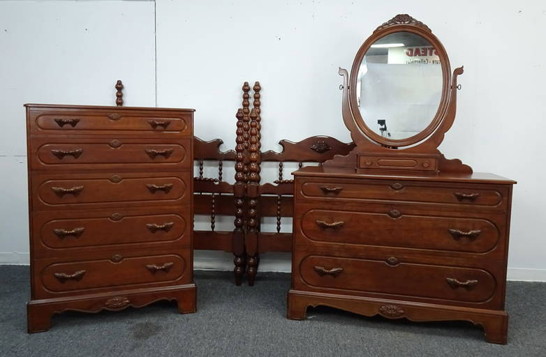 Lillian Russell Cherry Bedroom Suite By Davis Cab