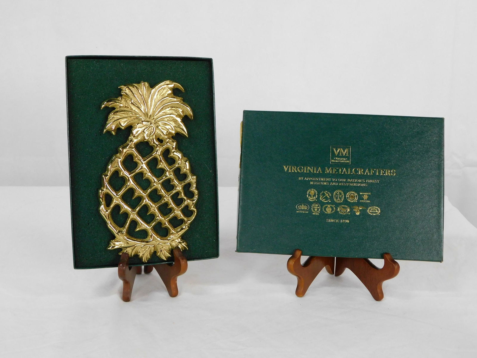 Virginia Metalcrafters 10-48 Pineapple Trivet: Virginia Metalcrafters 10-48 Pineapple Trivet in box in good condition, 8.75''H x 4.75''W