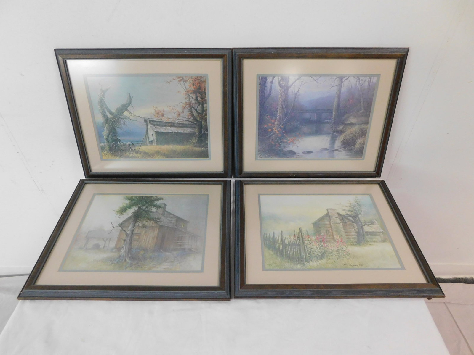 4 Signed Ben Hampton Prints: 4 Signed Ben Hampton Prints in good condition 14.75" x 17.75"
