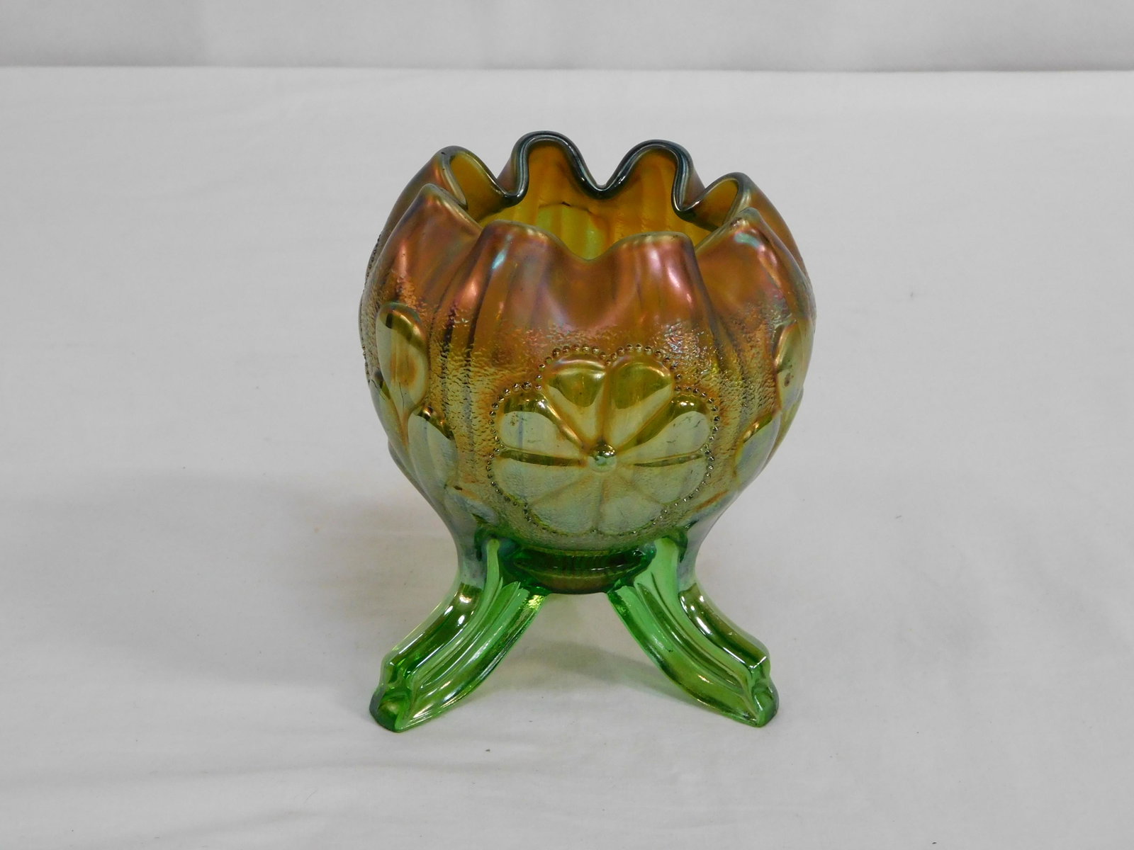 Green Carnival Northwood Footed Rose Bowl: Green Carnival Northwood Footed Rose Bowl in good condition with some roughness on feet. 5"H